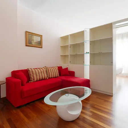 Porta Romana Cozy With Balcony *